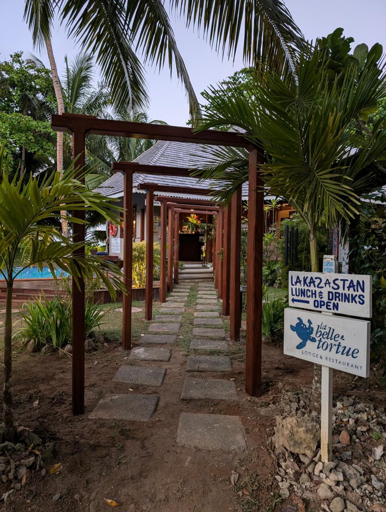 La Belle Tortue Vila La Passe Exterior foto